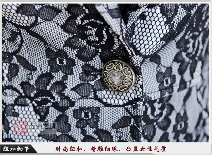 黑色女款一?？勐殬I工作服定做紐扣細節